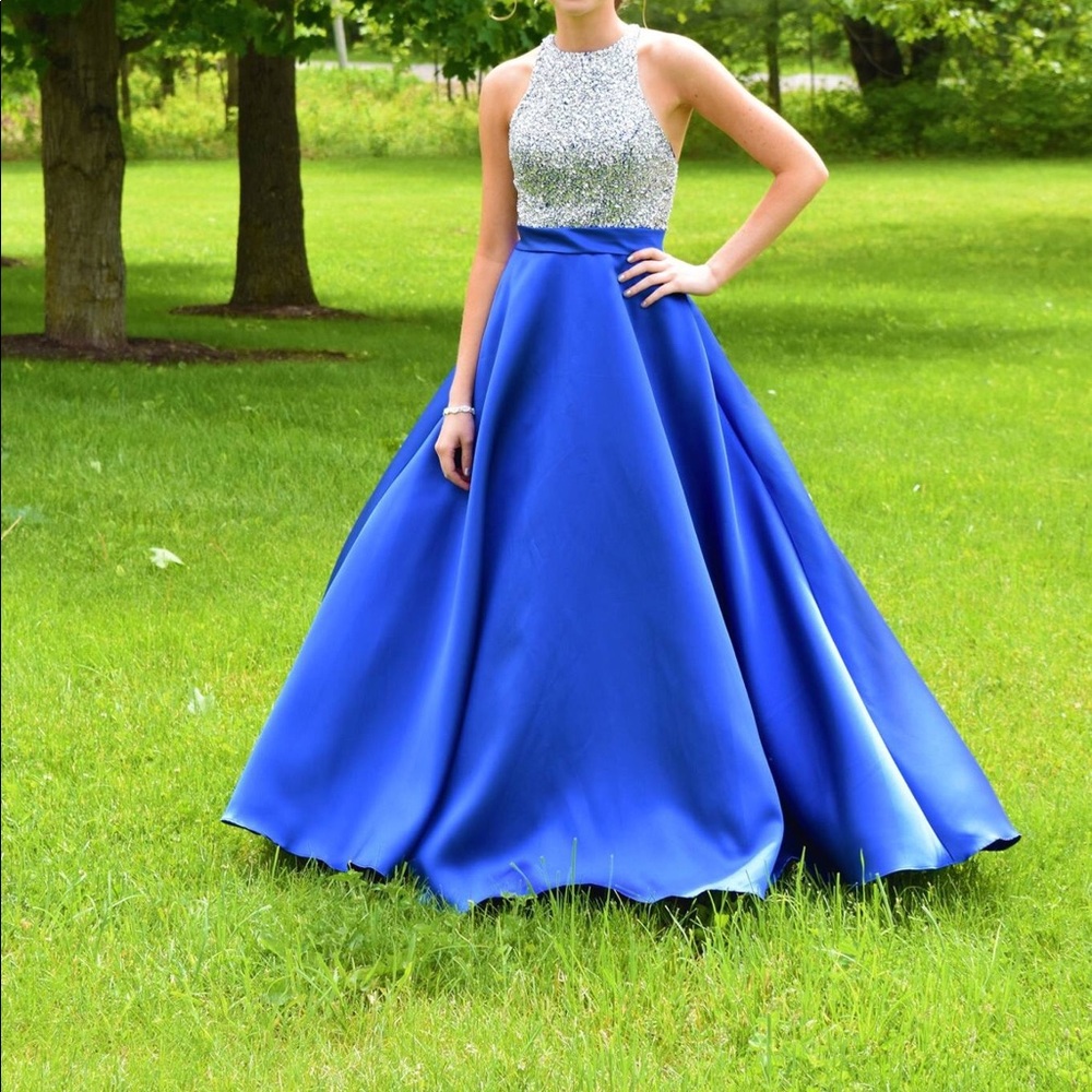 Prom dress